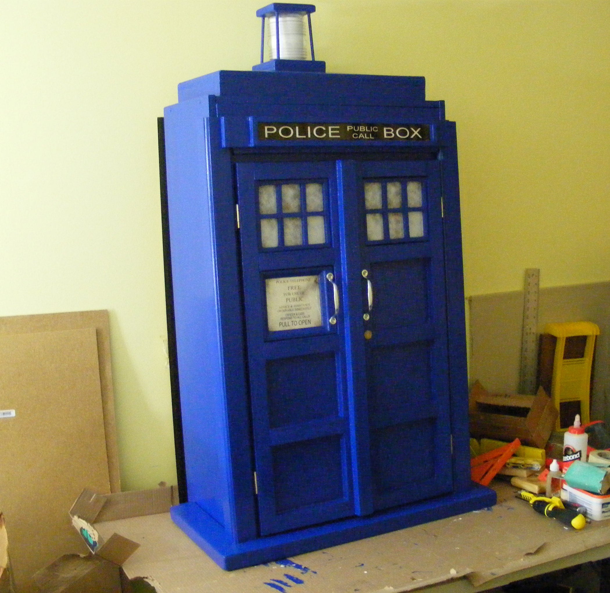 TARDIS Bookcase Cupboard Goodhart Maker Den of Unequity Storage 13 Steps (with