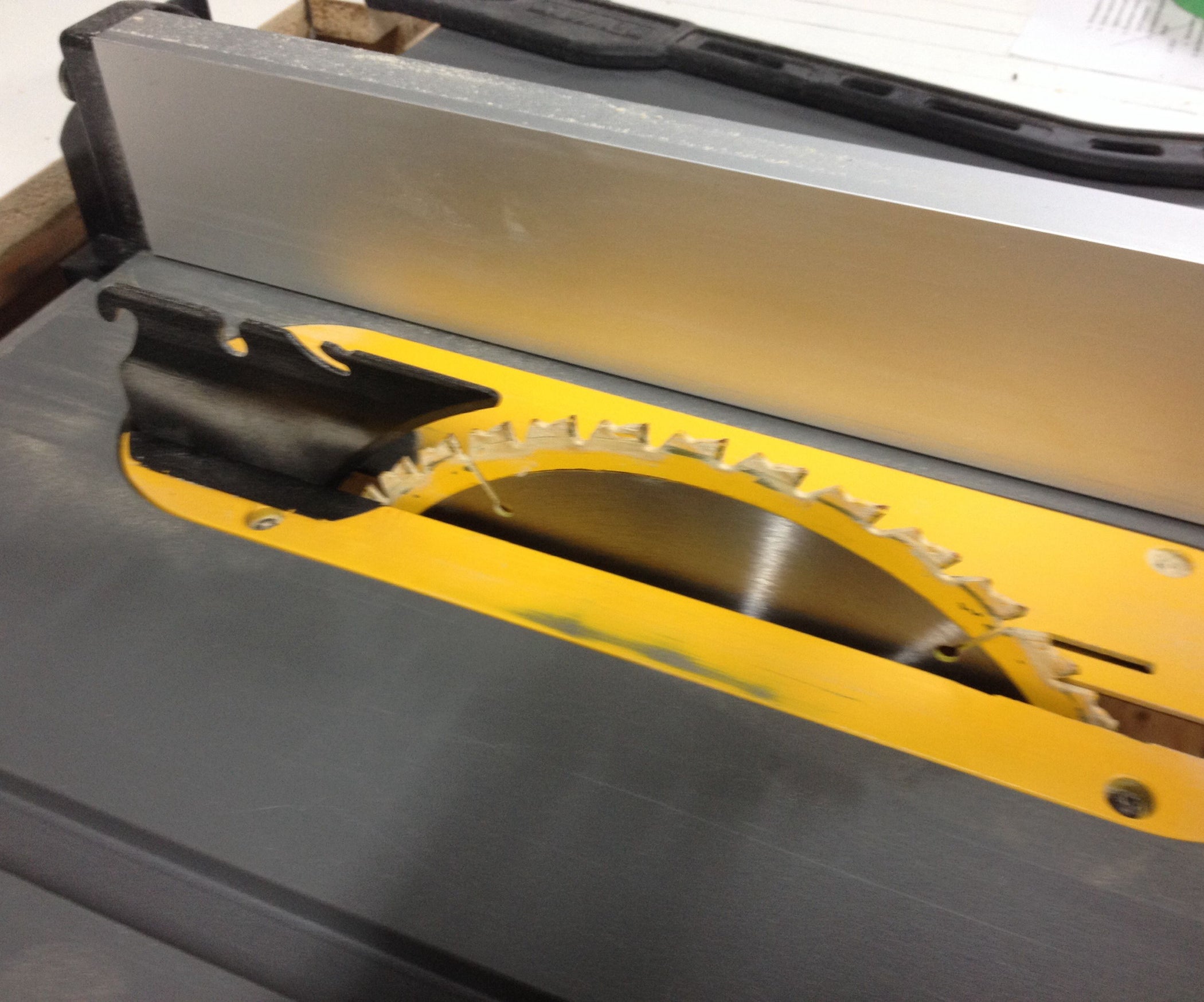 Make a Riving Knife for the DW745 Tablesaw 5 Steps (with Pictures