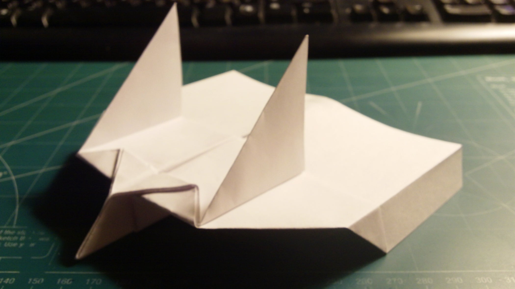 How to make the best paper airplane image