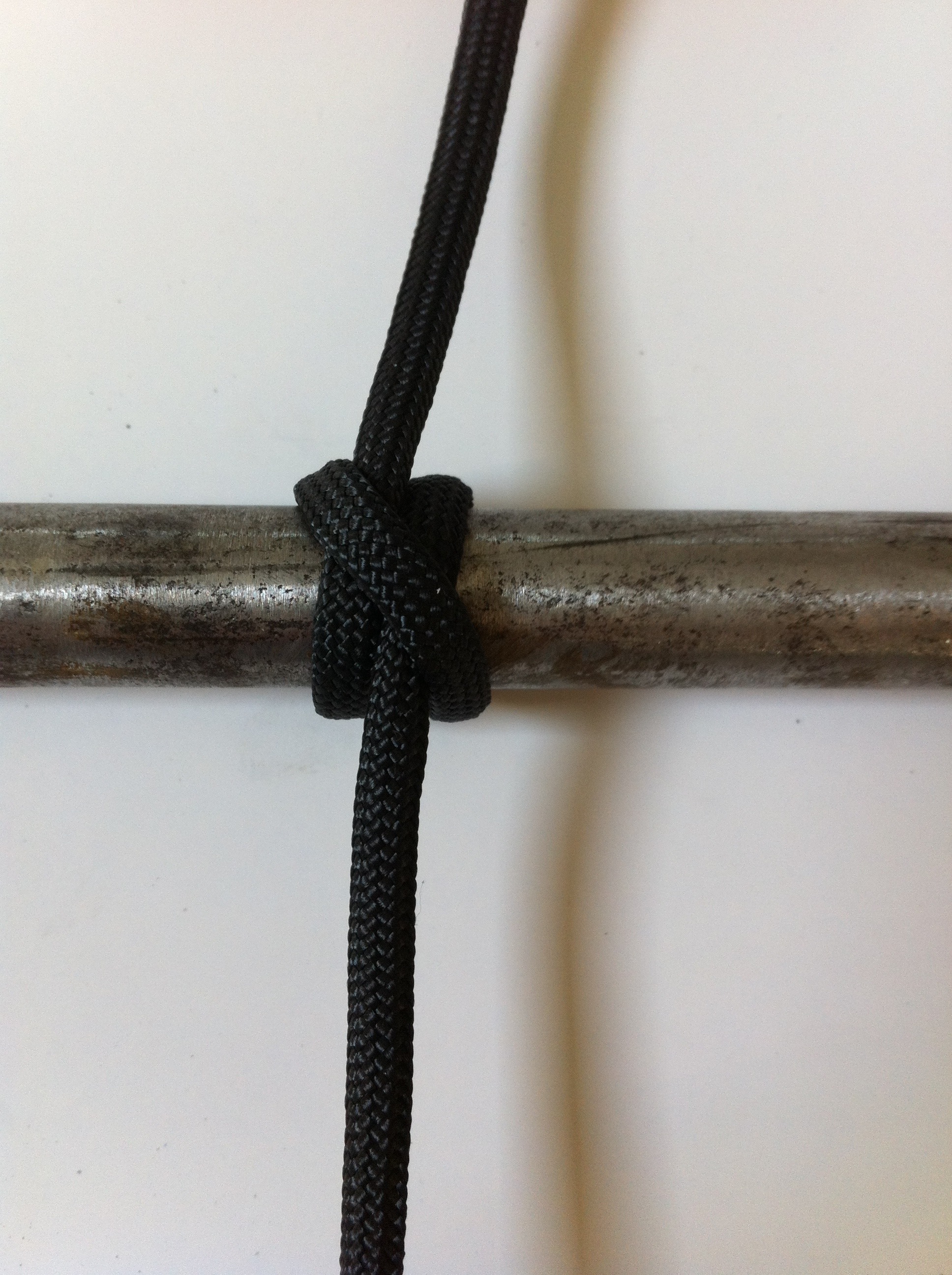How to Tie a Clove Hitch 7 Steps Instructables
