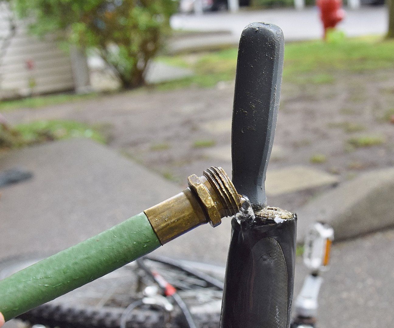 How to Get Those Stuck Grips Off Bike's Handlebars 4 Steps