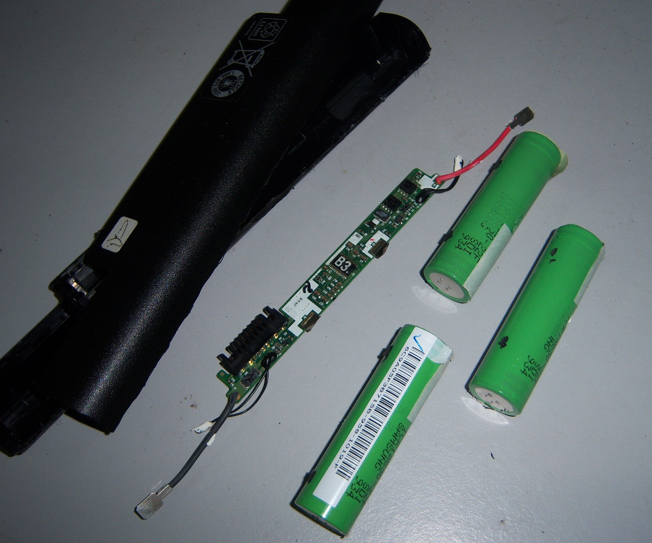 Salvage Lithium Ion Batteries From Laptop Batteries 5 Steps