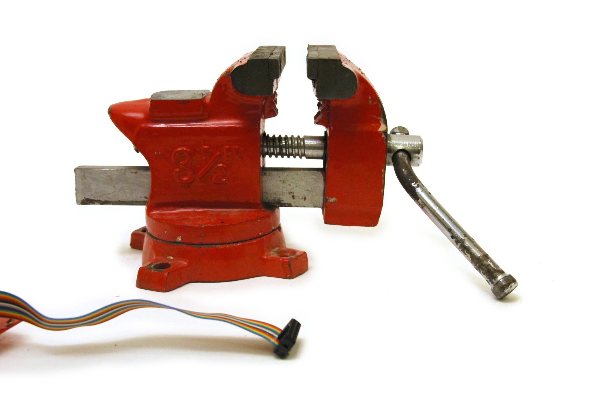 Clamping Sockets on Ribbon Cable (with Pictures) Instructables