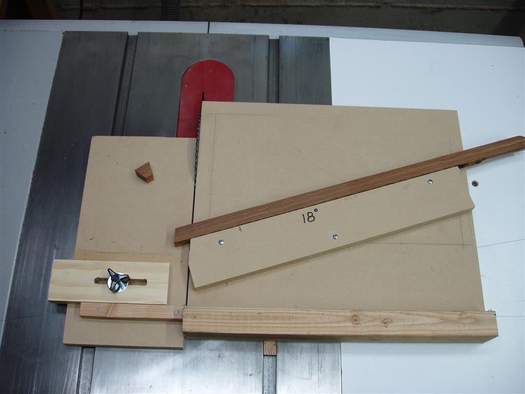 Table Saw Sled for Precise Angled Cuts 7 Steps (with Pictures