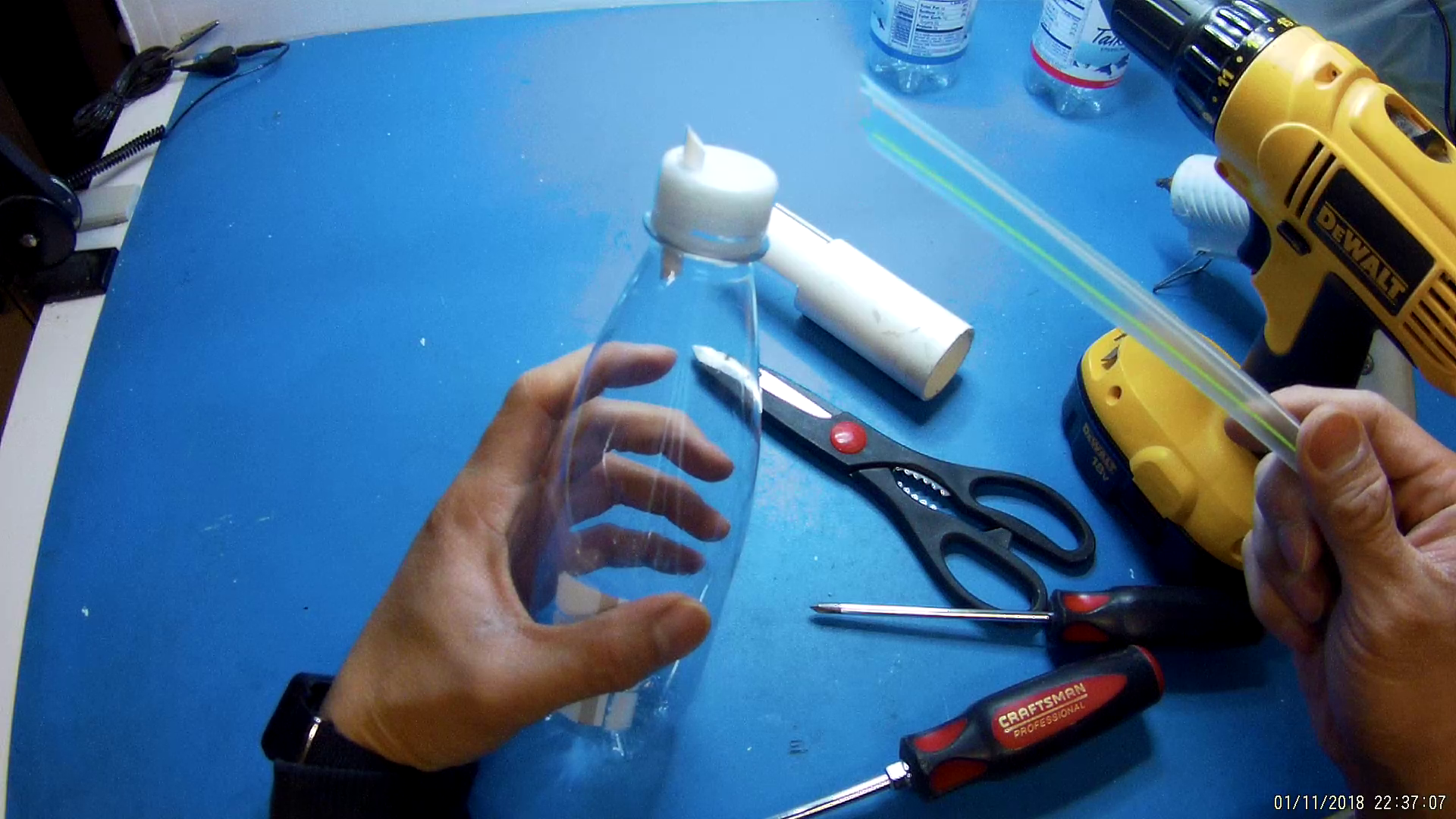 Picture Of Construct Paint Sprayer Out Of Plastic Bottle Picture Of Construct Paint Sprayer Out Of Plastic Bottle