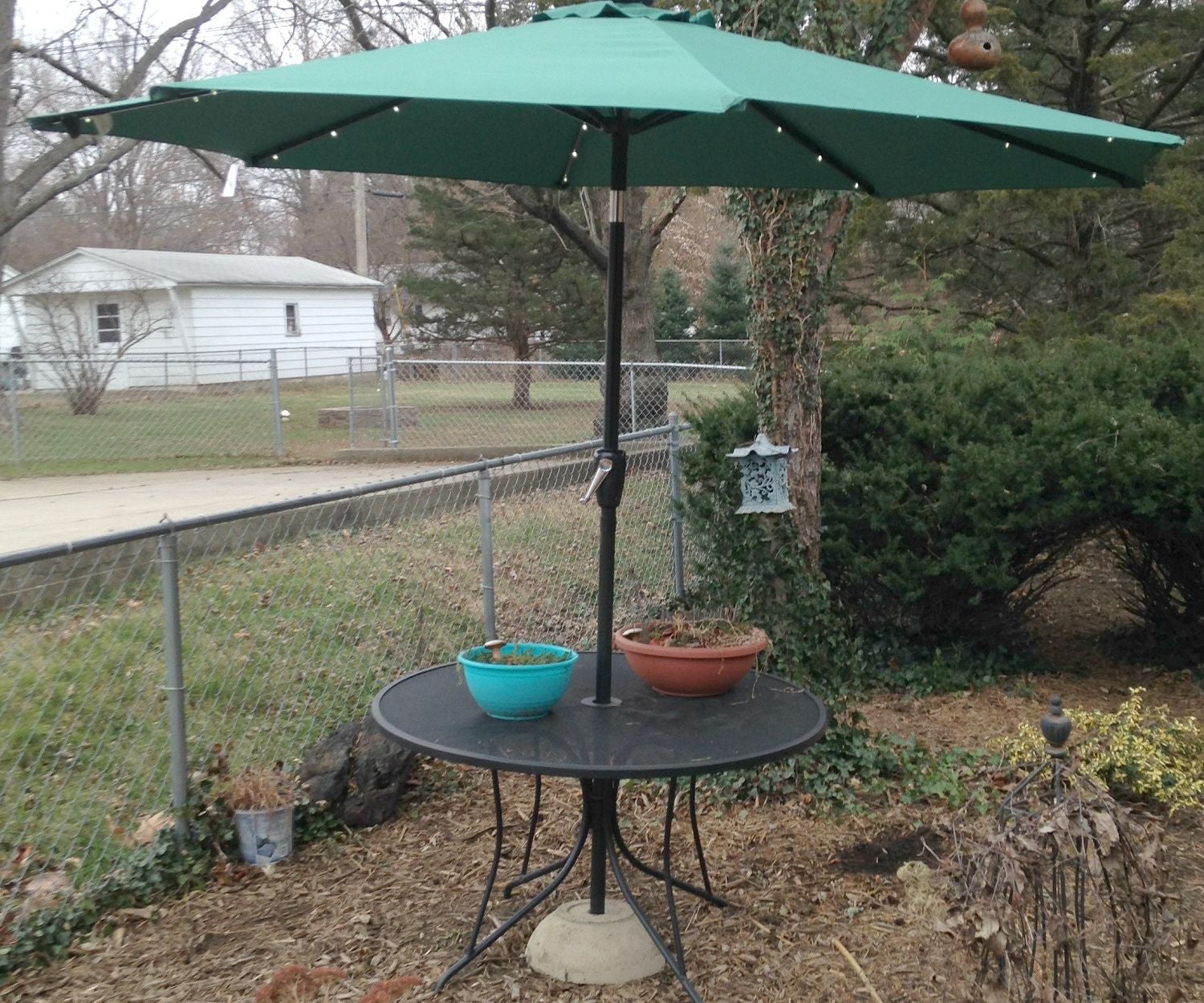 Patio Umbrella Stand (the Use What You Have Method) 5 Steps