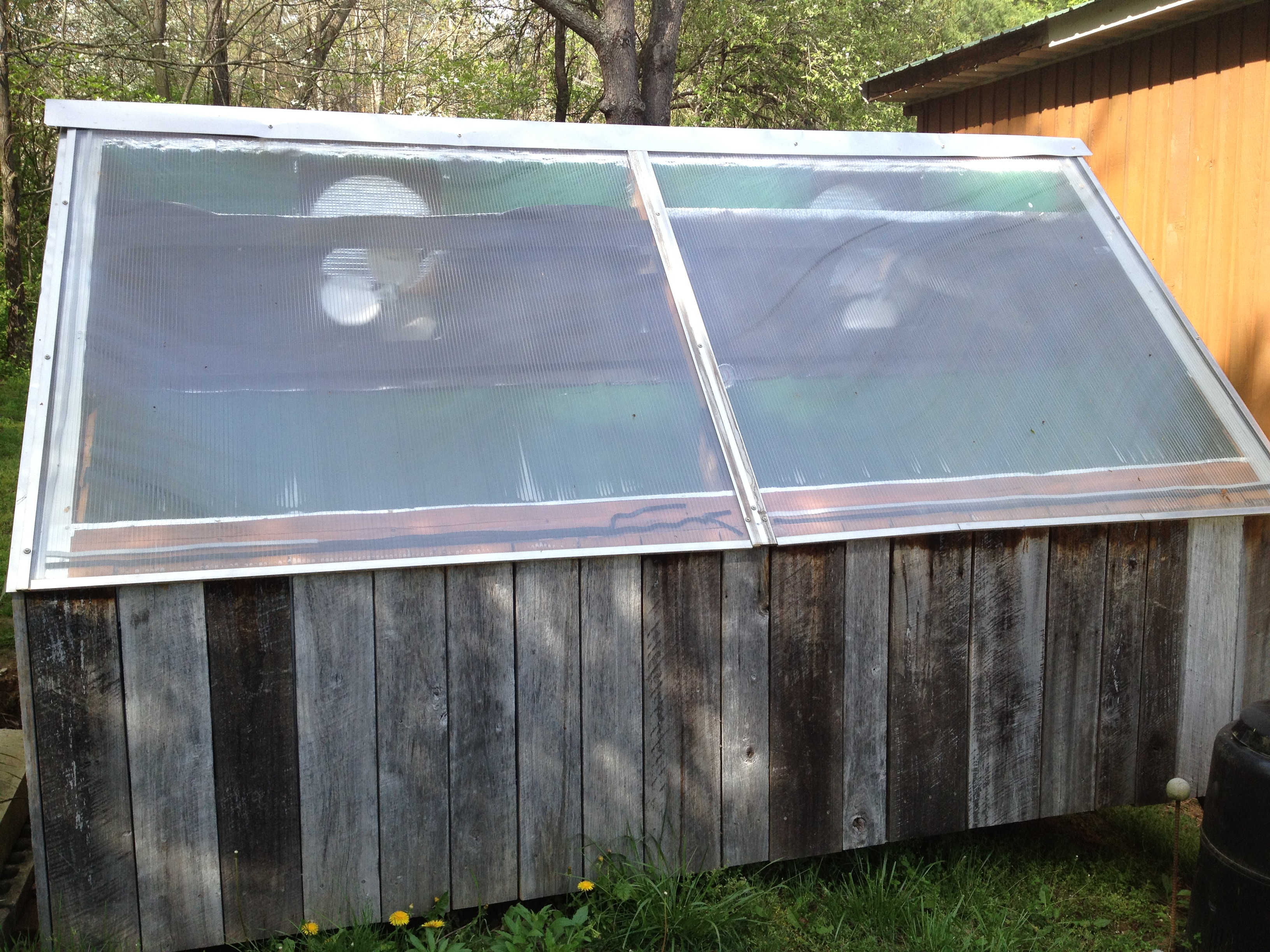 Solar Kiln With Solar Panel and Revised for Correct Air Circulation