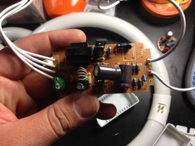 How to Repair a Dead Fluorescent Light Fixture With a CFL : 11 Steps