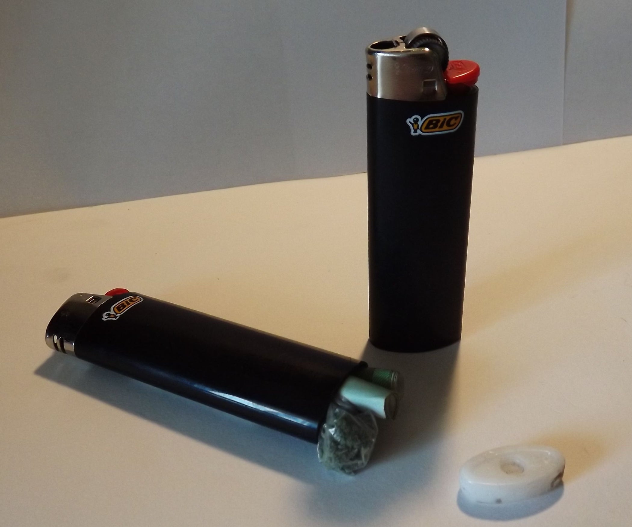 Is Your Bic Lighter Hotter Than You Think? Find Out Now! - xzm1f0i