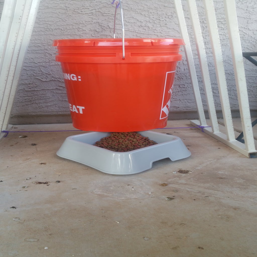 Gravity/Auto Cat Feeder From 2 5 Gallon Buckets 3 Steps Instructables