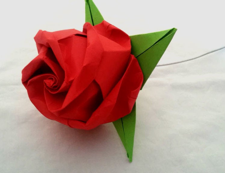 Fold An Origami Rose 16 Steps Instructables