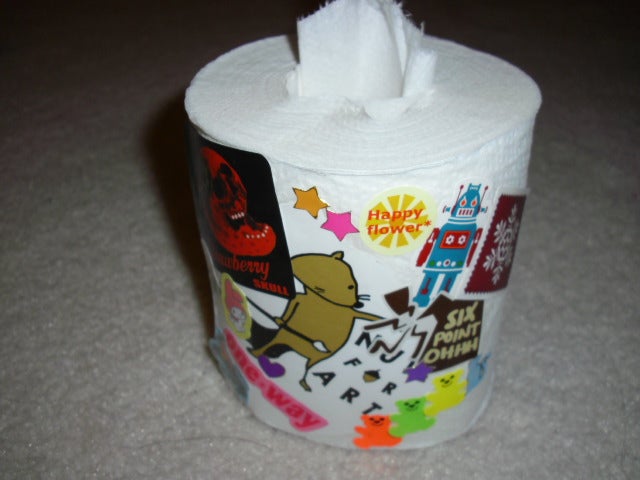Toilet Paper Into a Nice Tissue Dispenser : 8 Steps - Instructables