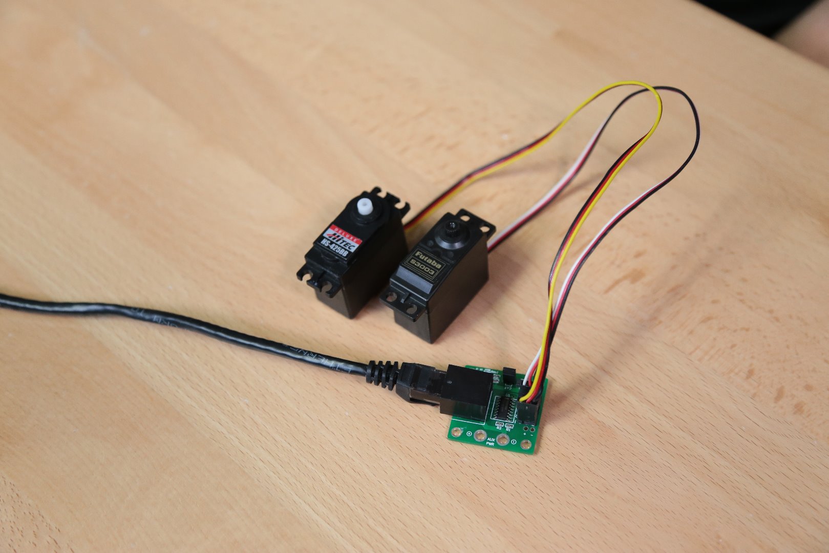 How to Use the Actobotics Servo Controller Trybotics
