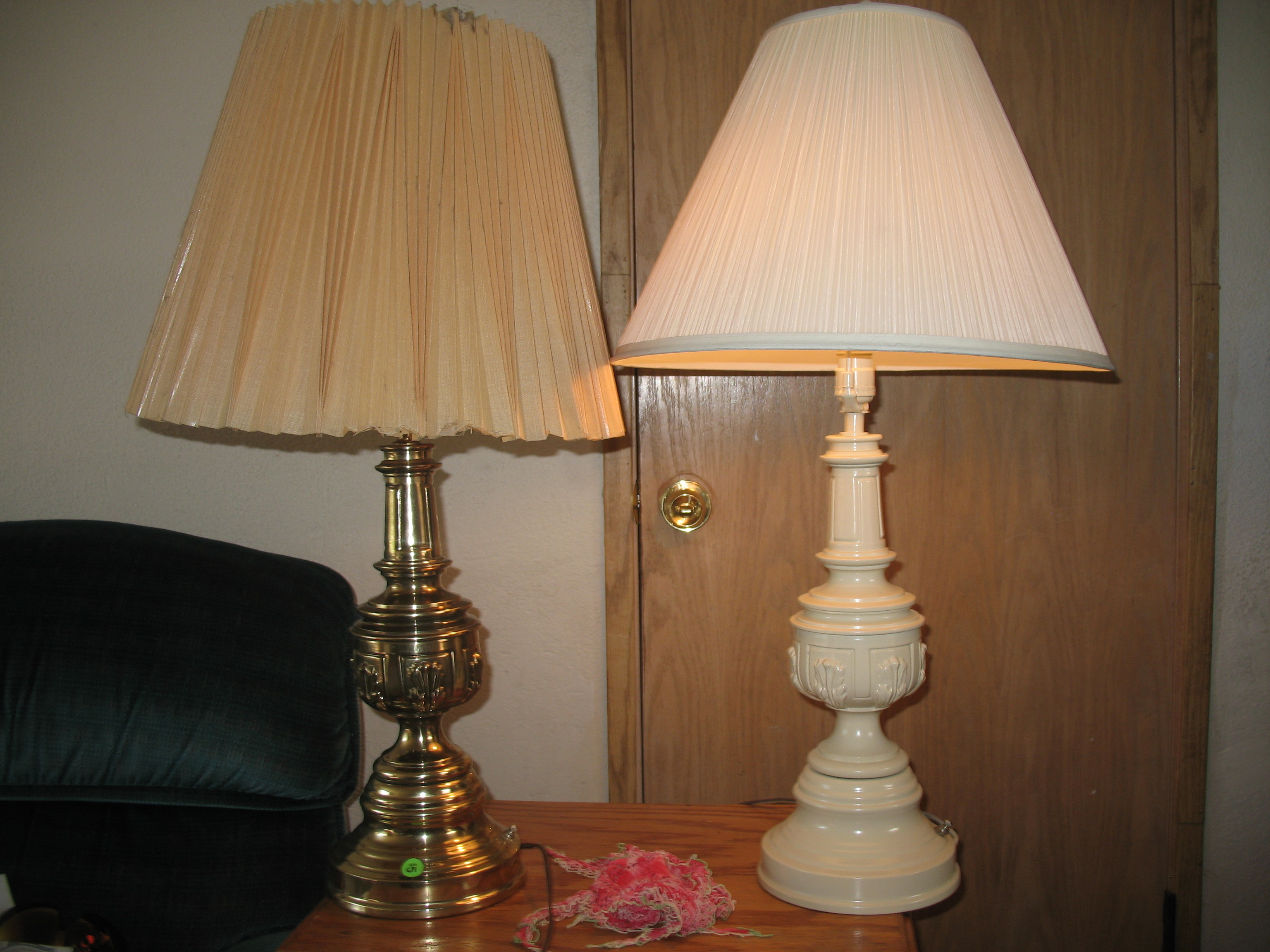Give Old Ugly Lamps New Life 6 Steps