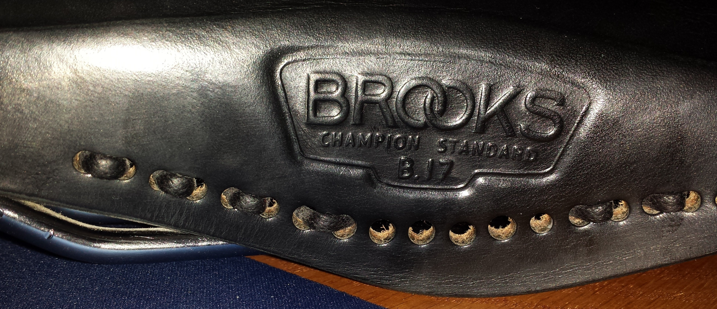 brooks saddle lacing