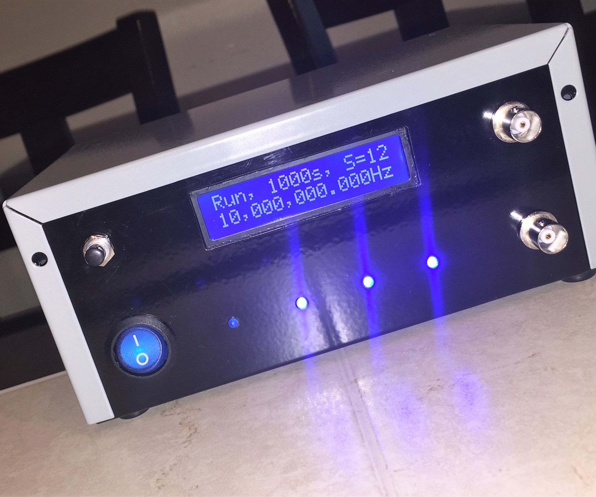 GPSDO YT 10 Mhz Lcd 2x16 With LED, UTC Time and GPS Localisation. 21
