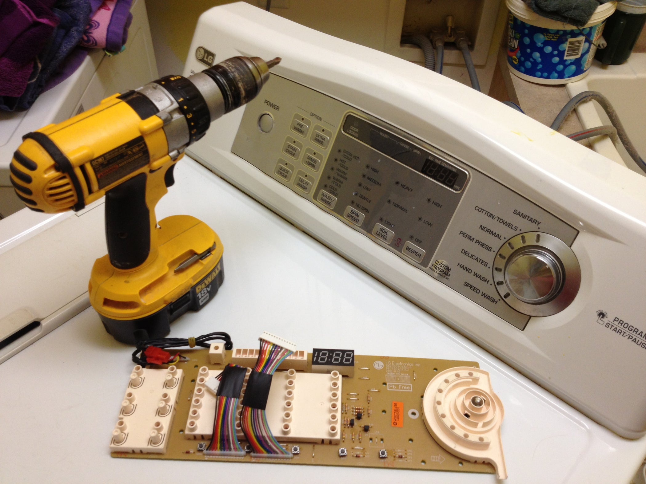 Replacing the User Interface Control Board on a LG Washing Machine. 8