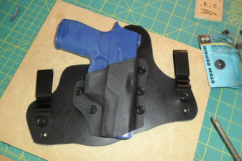 How To Make Your Own Hybrid Iwb Holster 11 Steps Instructables