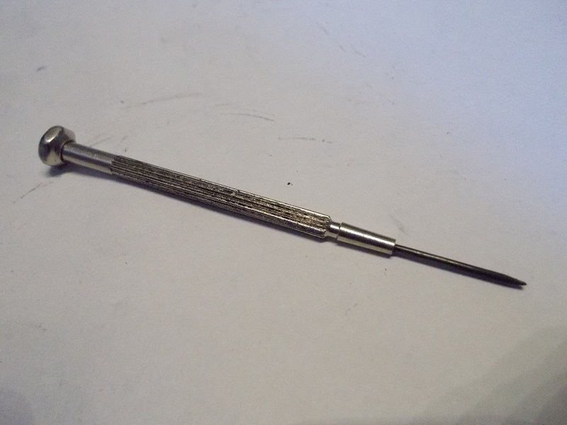 How to Open a Light Bulb Without Breaking It Trybotics