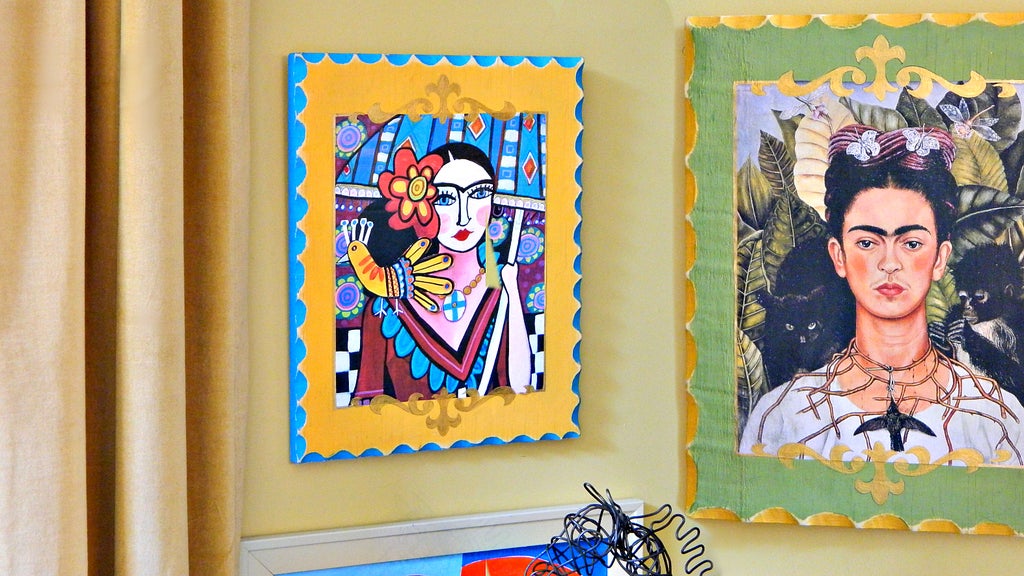 Decoupage Wall Art 5 Steps (with Pictures)