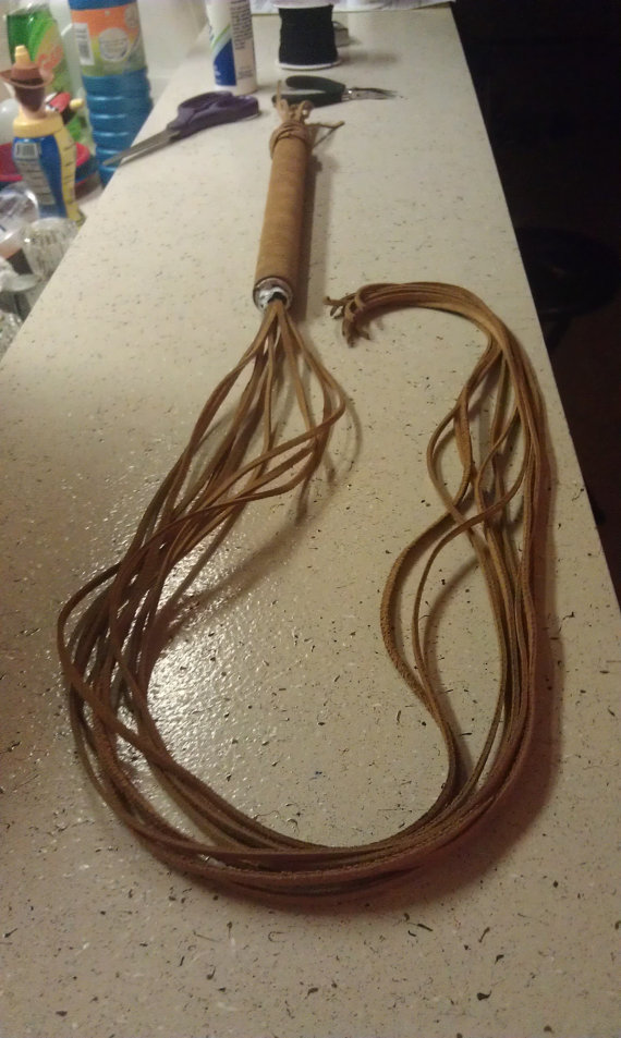 Paracord Cat O' Nine Tails 7 Steps Instructables