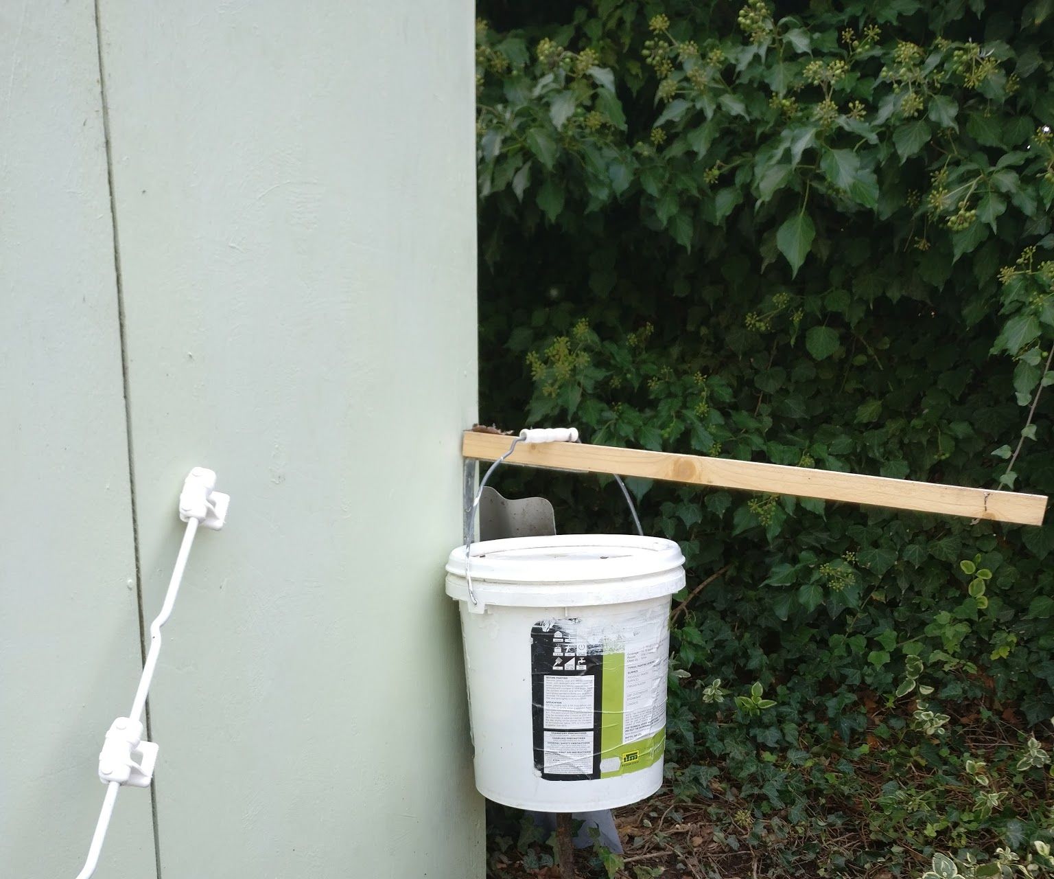 Rodent Proof Selfdispensing Chicken Feeder 6 Steps Instructables