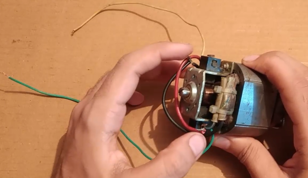 How to Make a Generator From a Mixer Motor Trybotics