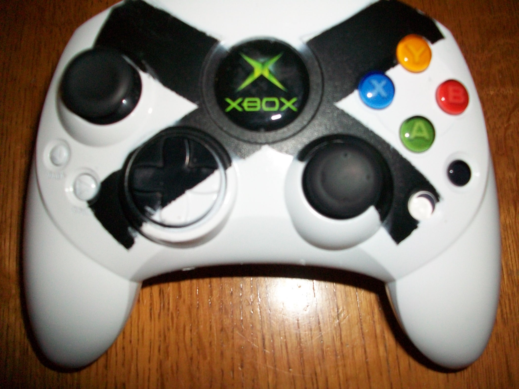 Old Xbox Controller Paint Job. Instructables