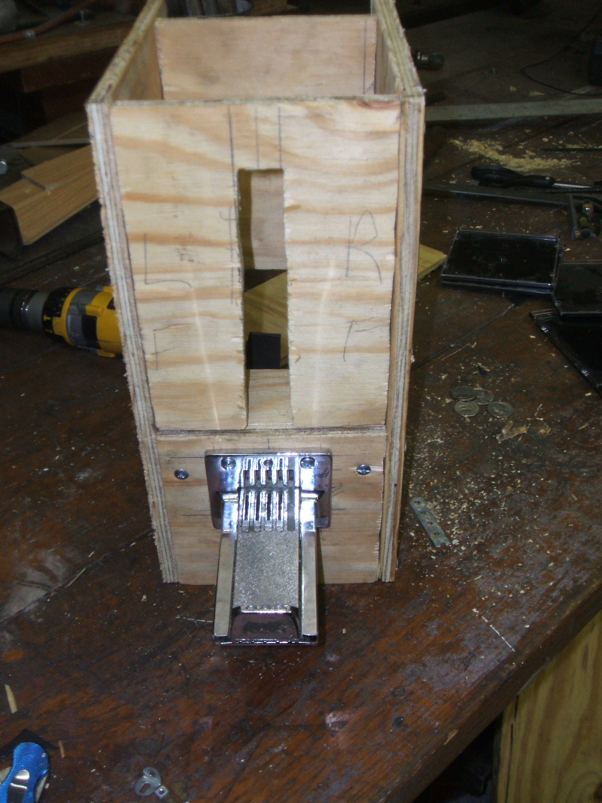 Cd Vending Machine 7 Steps (with Pictures) Instructables