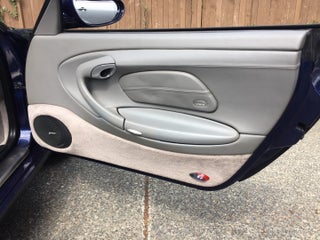 How To Remove The Door Panel From A Porsche 996 17 Steps Instructables