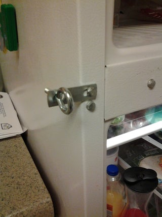 Make A Refrigerator Child Resistant 3 Steps Instructables