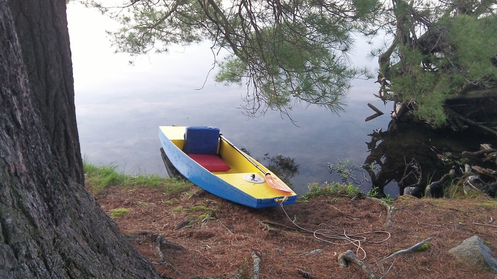 Seafoam Kayak, the Unsinkable Foam Kayak Anyone Can Build 