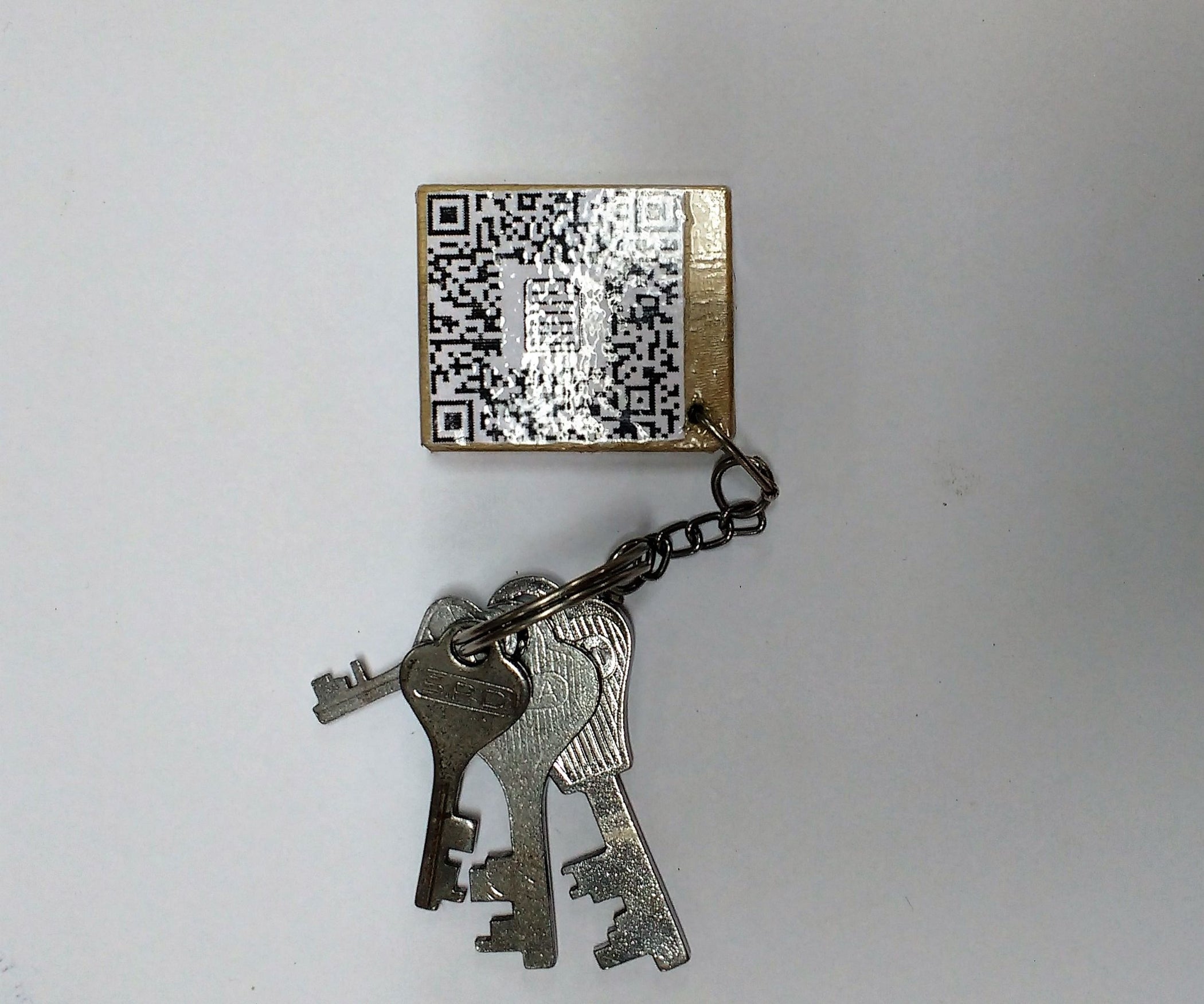 NEKI Nerd Key Ring (QrCode Key Ring) 4 Steps (with Pictures