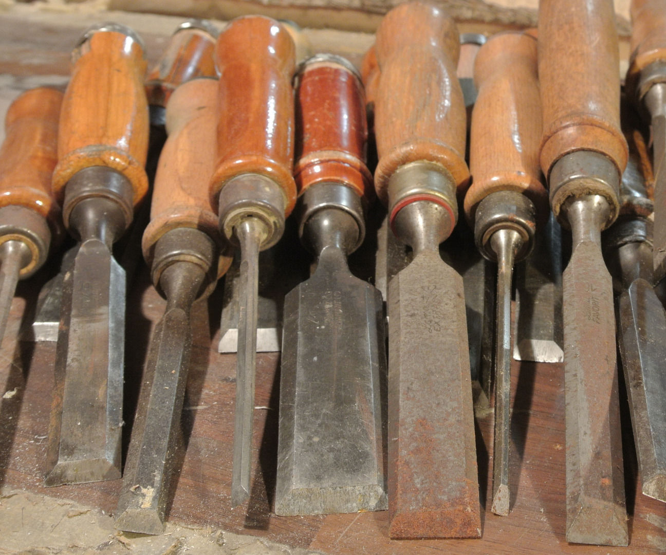 Sharpening Chisels Without Honing Guide 4 Steps (with Pictures