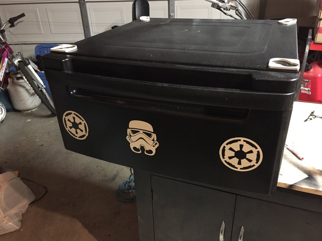 Up Cycling Lg Storage Bins Into Star Wars Utility