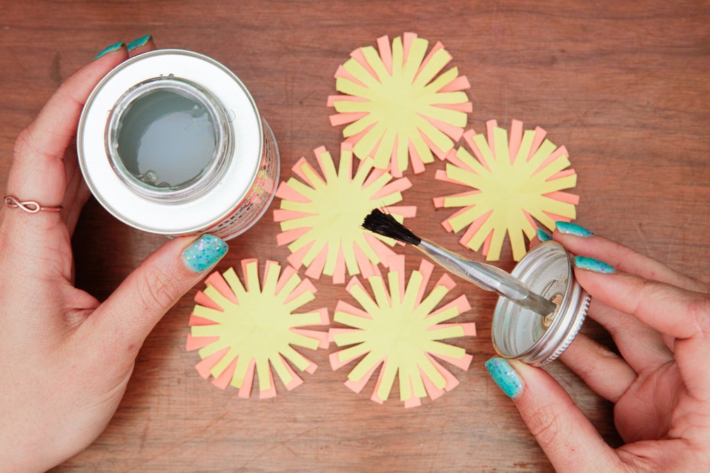 Glue Class Rubber Cement And Contact Cement Instructables