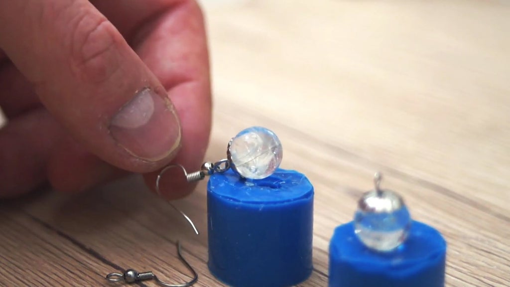 Dandelion in Resin Sphere & Mold 3 Steps
