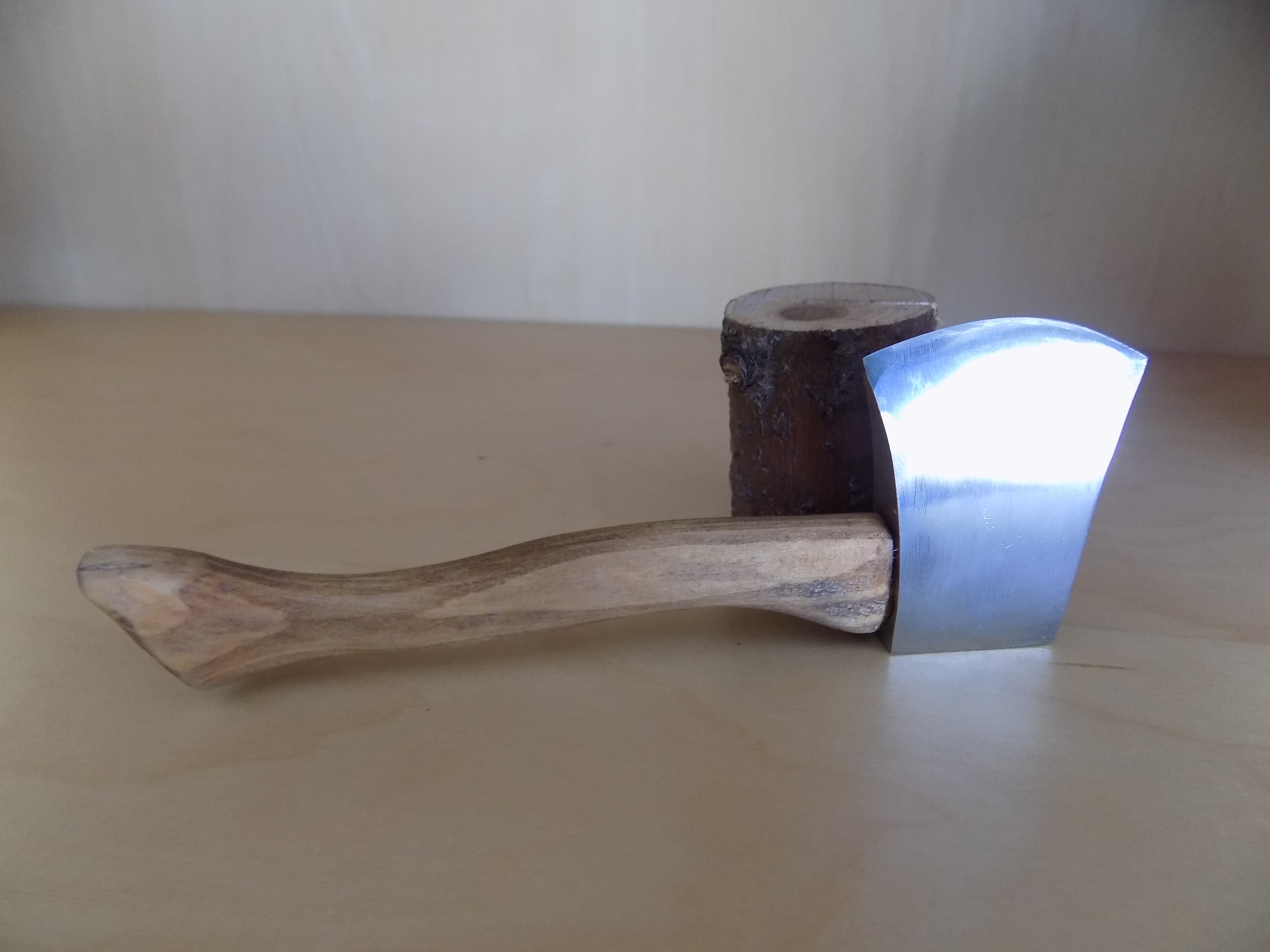 Tiny Shiny Pocket Axe 6 Steps (with Pictures)