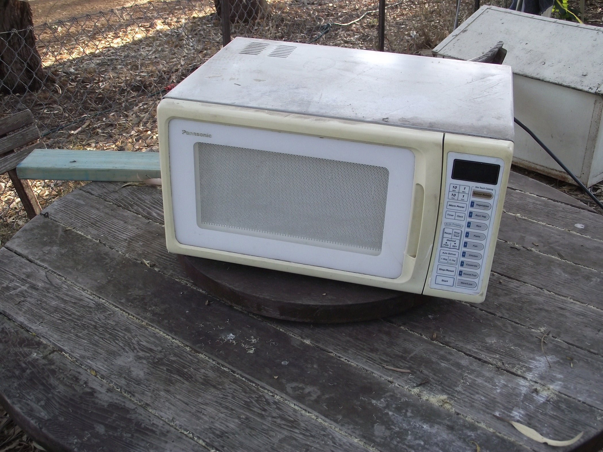 Taking Apart a Microwave 11 Steps Instructables