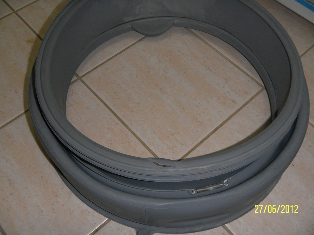 GENUINE MIELE WASHING MACHINE DOOR SEAL