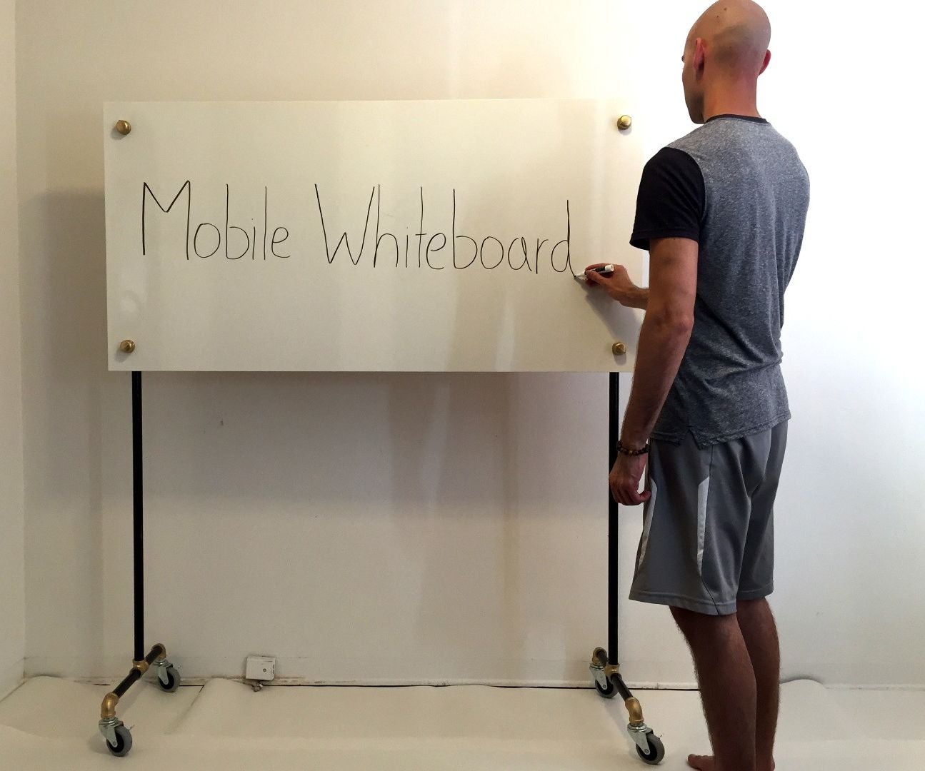 Ikea Hack Mobile Whiteboard 5 Steps (with Pictures)
