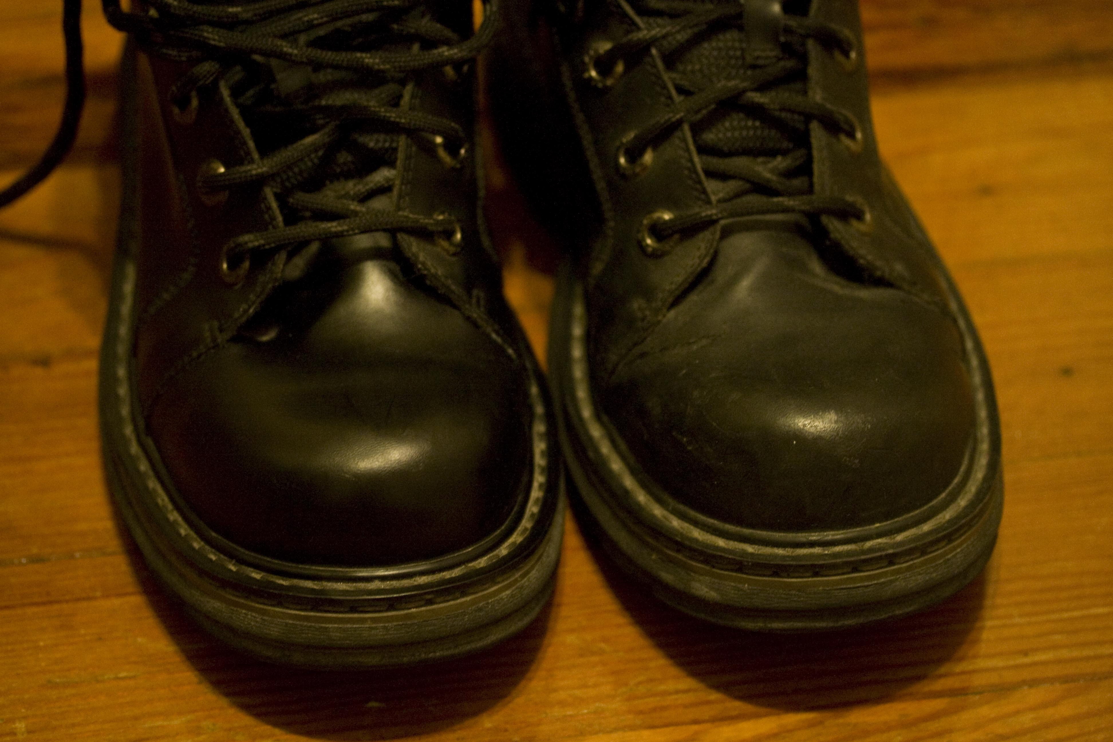black leather shoe cream