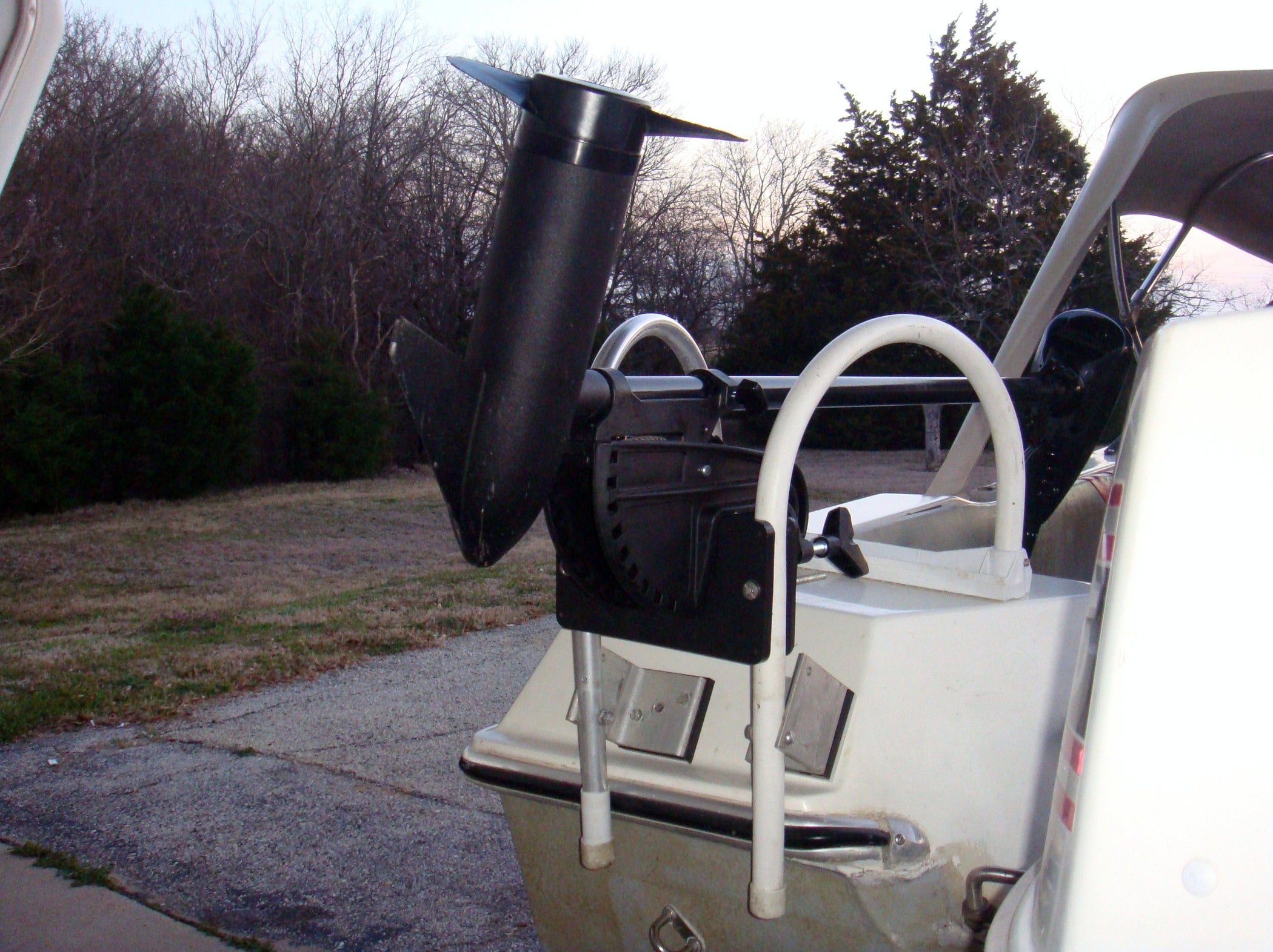 Make a Trolling Motor Mount From a Gunwale Hook Type Boarding Ladder