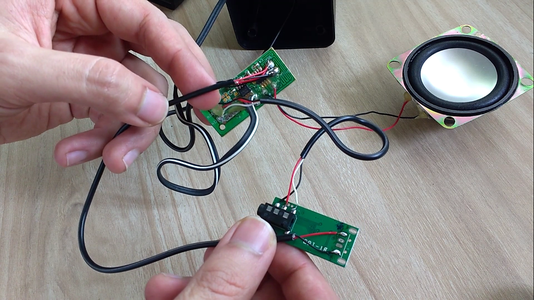 Convert Speakers to Bluetooth-speakers : 6 Steps (with Pictures