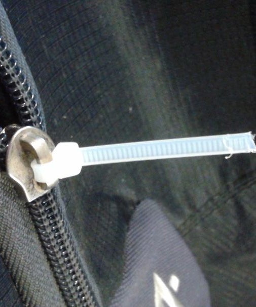 Fix Any Zipper Pull With a Zip Tie 7 Steps (with Pictures