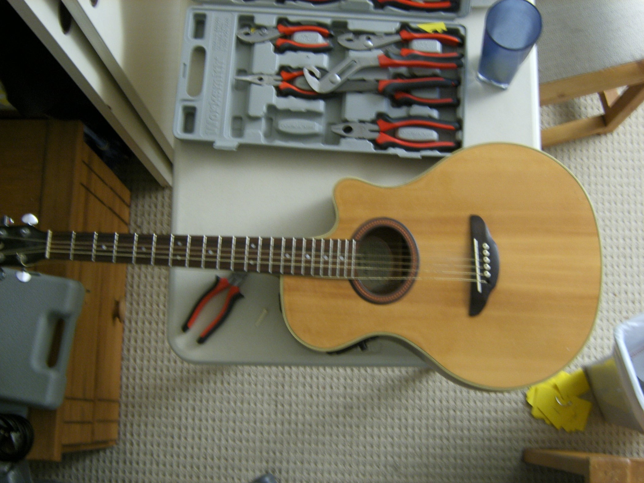How to String a Guitar 8 Steps (with Pictures) Instructables