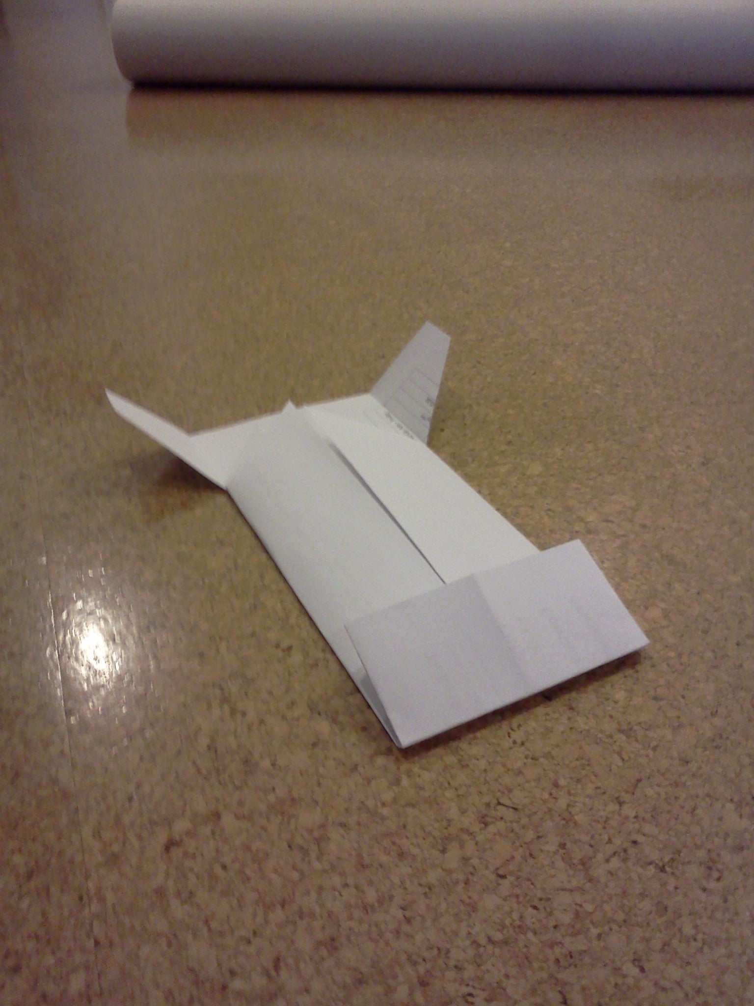 Paper Ground Effect Vehicle 1 (like a Hovercraft) 7 Steps