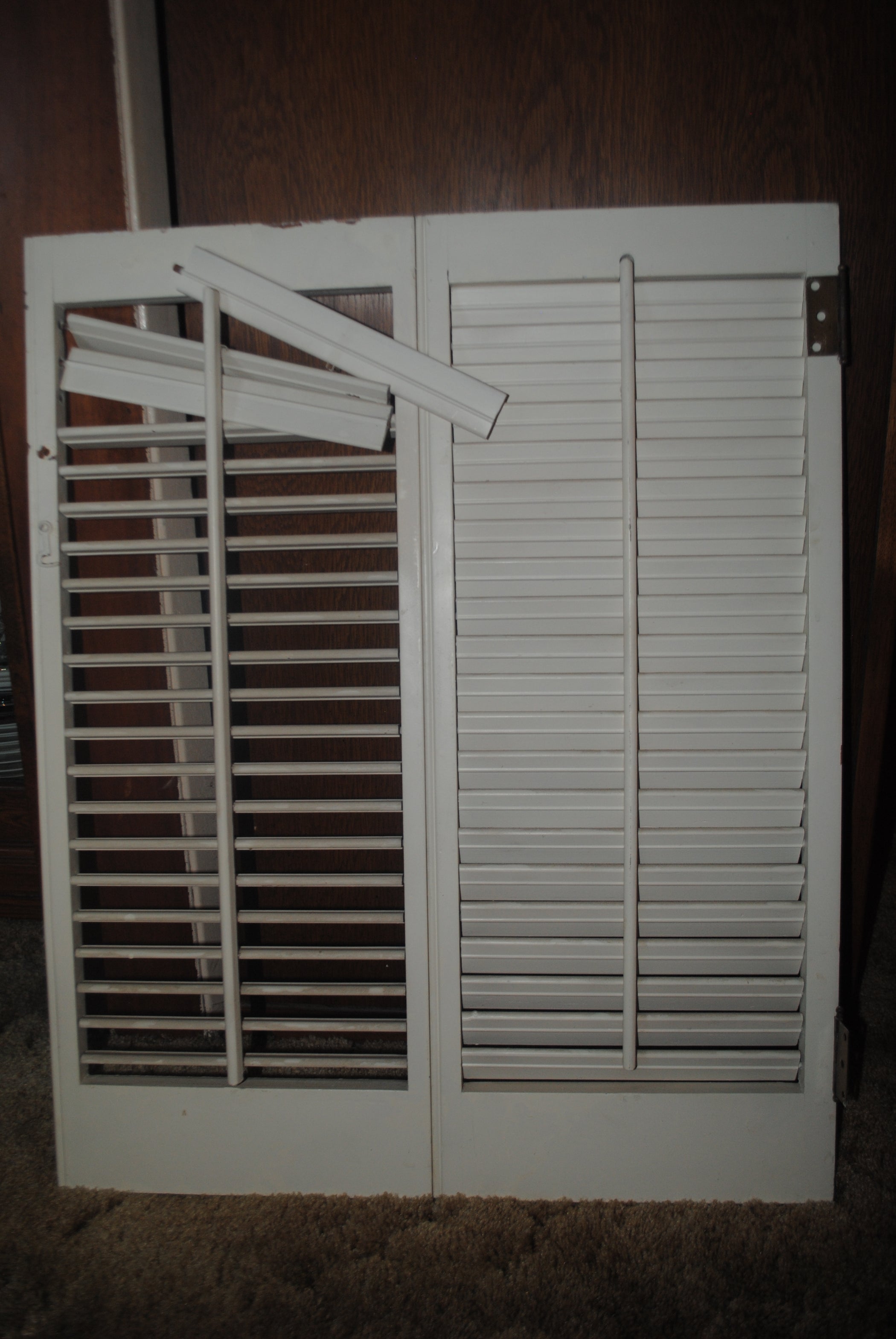 How to Repair Broken Slats on Louvre Shutters 3 Steps (with Pictures)