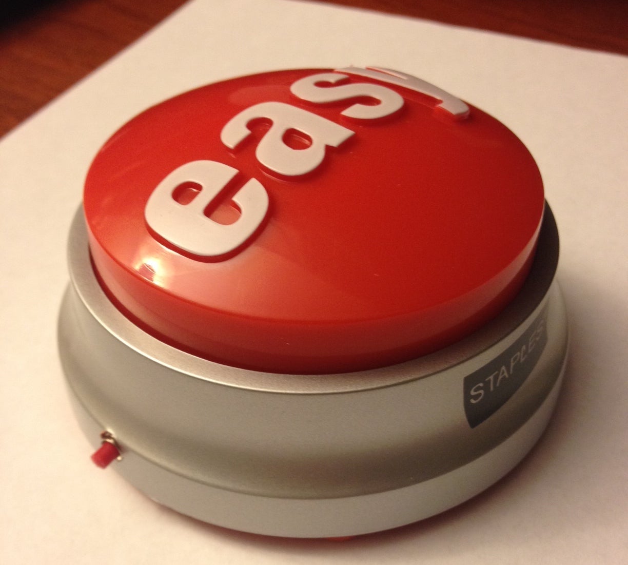 DIY "Anything" Staples Easy Button (voice Recording): 7 Steps