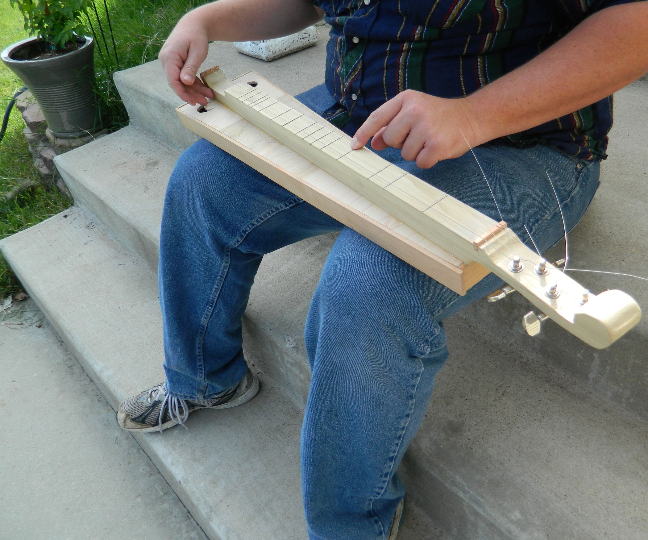 How to Make a Dulcimer Without Power Tools 6 Steps (with Pictures